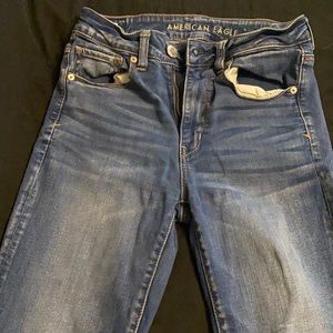Brand new American Eagle Jeans super stretch size 6 reg